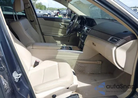 2016 Mercedes-Benz E 350 z USA, uszkodzony, nr VIN WDDHF5KB7GB173418